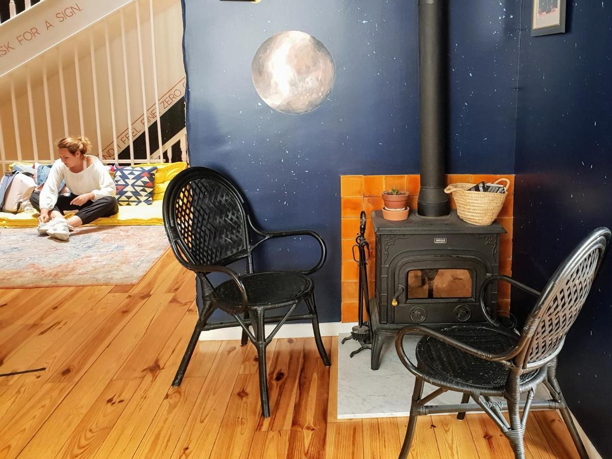 Supernova Hostel Порто Екстериор снимка