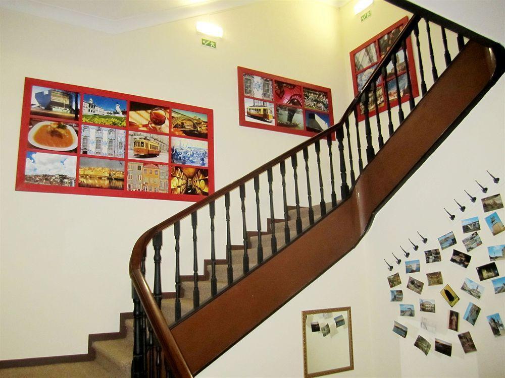 Supernova Hostel Порто Екстериор снимка