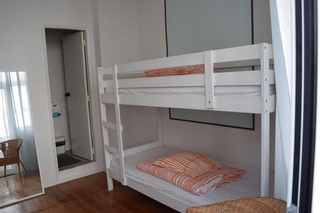 Supernova Hostel Порто Екстериор снимка